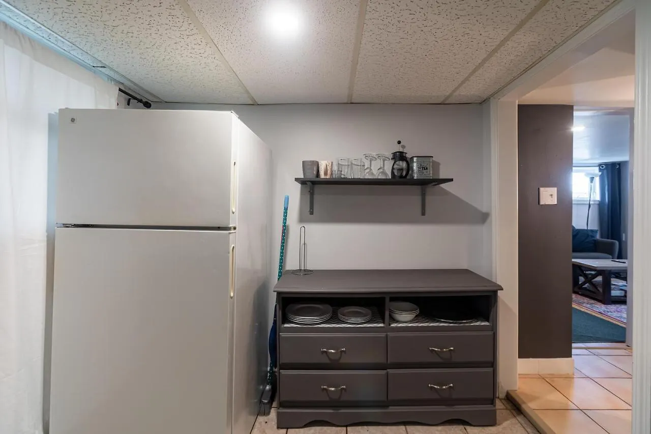 239 Artists Hideaway - 1 Bdrm Close To Downtown Halifax Canada